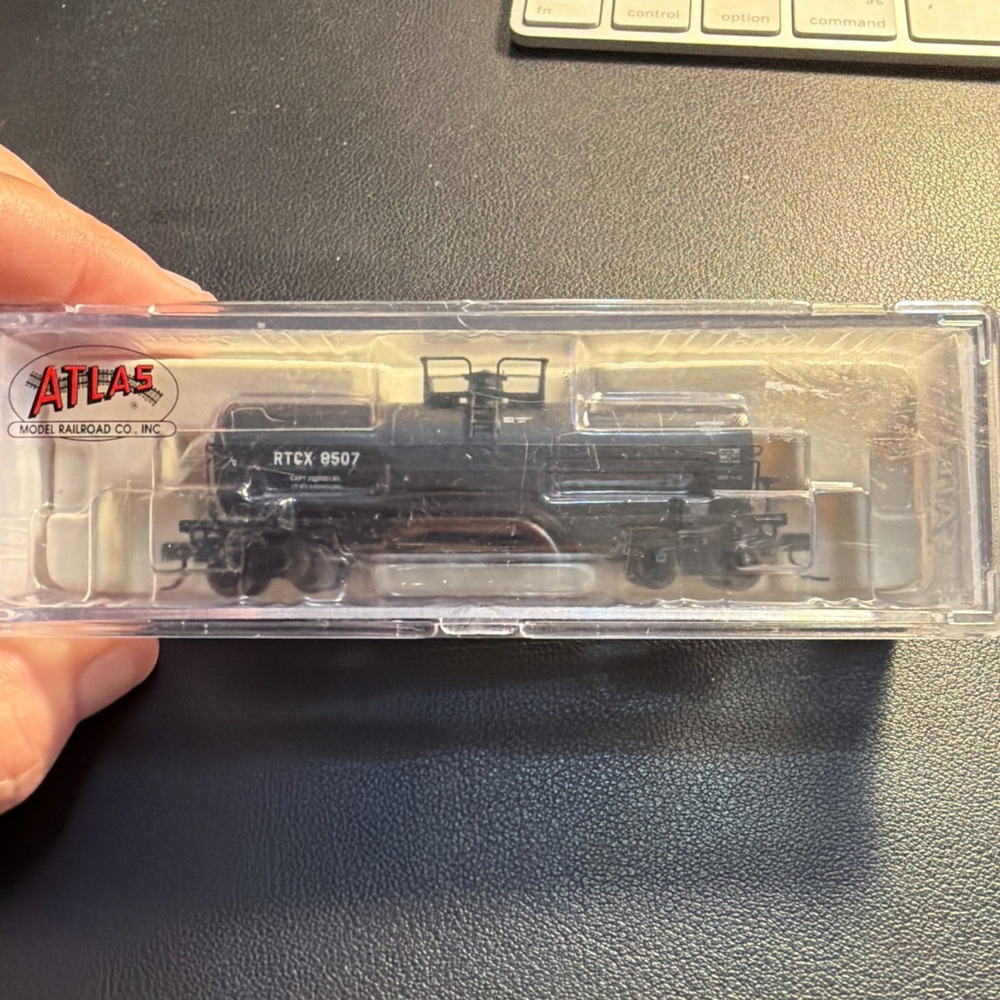 Atlas N Scale 11,000 Gallon Tank Car RTCX Republic Car Line 43792 #8507!